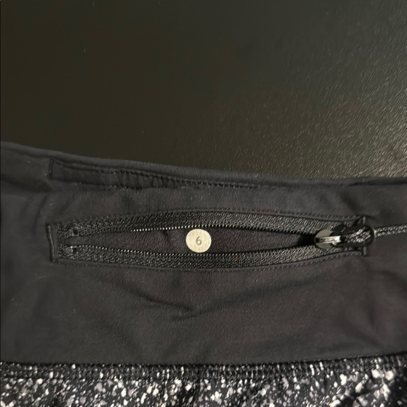 Lululemon Black and White Speckled Shorts - Picture 4 of 4